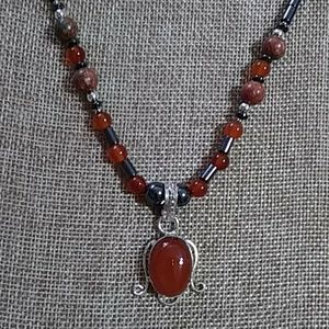 NWT-*SALE* S.S.BURMESE JADE/HEMATITE NECKLACE.